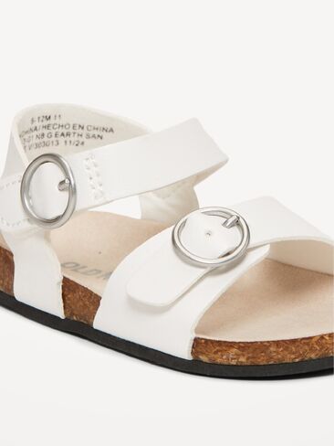 صندل بحزام بإبزيم من Old Navy للأطفال - عظمة in Kuwait