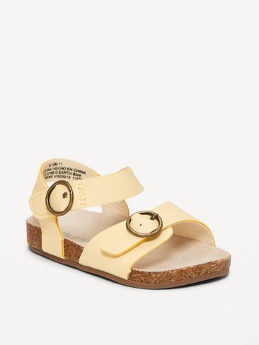 صندل بحزام بإبزيم من Old Navy للأطفال - كريم الزبدة in Kuwait