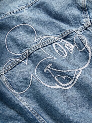 سترة Old Navy Old Navy x Disney© Mickey Mouse محايدة للجنسين مع شعار جرافيك للأطفال - غسيل متوسط in Kuwait