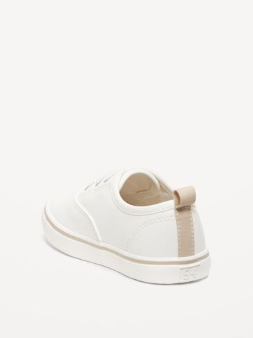 حذاء رياضي من الجلد الصناعي من الدانتيل المطاطي للجنسين من Old Navy للأطفال الصغار - كريمي in Kuwait