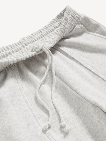 Old Navy High-Waisted SoComfy Cargo Wide-Leg Sweatpants - Light Heather Gray in Saudi Arabia