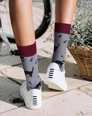 KIDSBETT Funny Cat Socks Gifts for Women Men, Novelty Animal Kitten Crew Dress Socks Casual Cozy Crazy Pet Owners Themed Stocking Gift for Cat Lovers Mom Dad Girls in Saudi Arabia