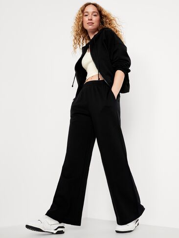 Old Navy بنطال رياضي عالي الخصر SoComfy واسع الساق - بلاك جاك in Saudi Arabia