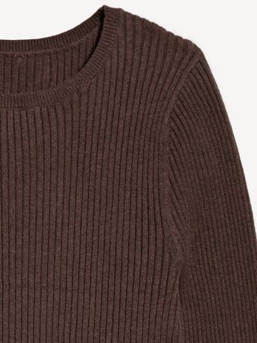 Old Navy SoSoft Lite Rib Crew-Neck Sweater - Earthen in Saudi Arabia