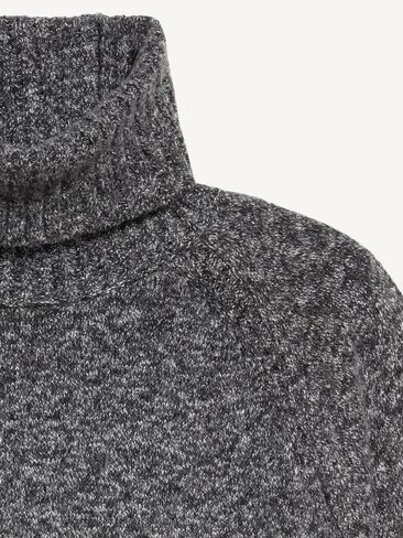 سترة تونيك بياقة مدورة SoSoft من Old Navy - مارل أسود in Saudi Arabia
