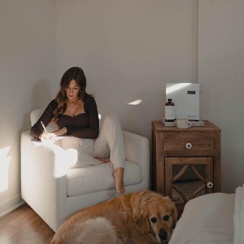 AromaTech AromaPro Bluetooth موزع الزيوت العطرية للزيوت العطرية، نظام نشر الرذاذ، نظام خالي من الحرارة للاستخدام المنزلي أو التجاري، يغطي ما يصل إلى 4000 قدم مربع (أبيض) in Kuwait