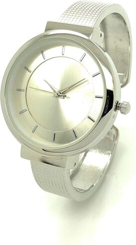 Ladies Simple Mesh Band Look Elegant Easy Read Bangle Cuff Fashion Watch in Saudi Arabia