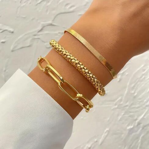 Vintage Retro Gold Snake Bone Chain Multi-Layer Bracelet 3-Piece Set – Creative and Trendy Alloy Jewelry for Women in Saudi Arabia
