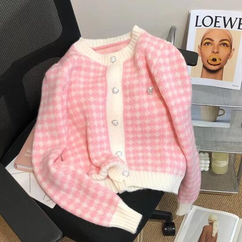 سترة صوفية نسائية مخططة وأكمام طويلة منسوجة باللون الوردي in Kuwait