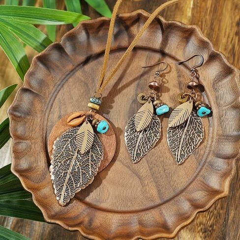 Jewelry Set for Women Vintage Western Bohemian Style Layered Leaf-shaped Pendant Necklace Dangle Earrings Jewelry Gifts in Saudi Arabia
