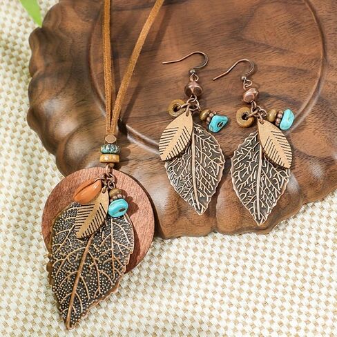 Jewelry Set for Women Vintage Western Bohemian Style Layered Leaf-shaped Pendant Necklace Dangle Earrings Jewelry Gifts in Saudi Arabia
