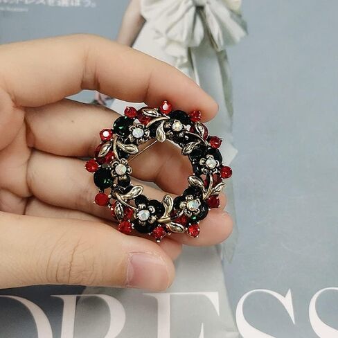 Women's Vintage Wreath Merry Christmas Holiday Brooch Pin Inspired Red Green Crystal Cute Christmas New Year Acessories Brooches Sparkling Dress Clothing Corsage Bags Hat Decoration Tiered Leaf Scarf Scarves Clip Xmas Gift for Girls Women in Saudi Arabia