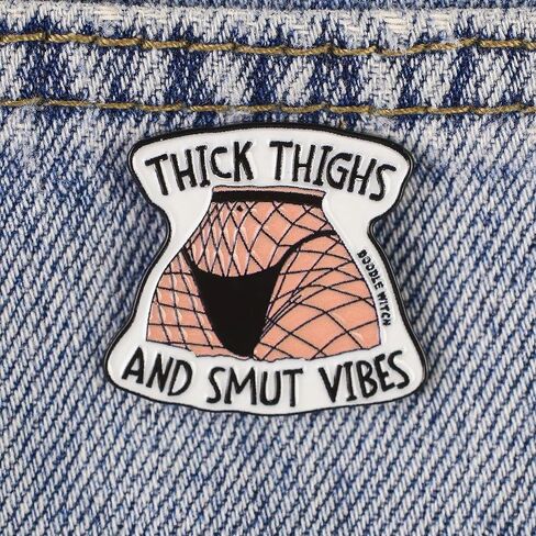 Thick Thighs And Smut Vibes Enamel Pin, Sassy Smut Reader Brooch, Sarcastic Reading Smutty Book Badge, Funny Spicy Book Club Fan Gift, Sarcasm Dark Romance Bookish Lapel Badges, Reading Dirty Decorative Pin Jewelry Accessories in Saudi Arabia