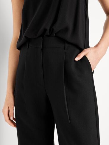 Old Navy Extra High-Waisted Taylor Wide-Leg Trouser Pants - Black Jack in Saudi Arabia