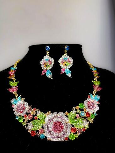 MMonesu Crystal Flower Bib Statement Necklace Set Chunky Flower Statement Necklace & Earrings Drama Bib Collar Jewelry Set for Women Prom Party Jewelry in Saudi Arabia