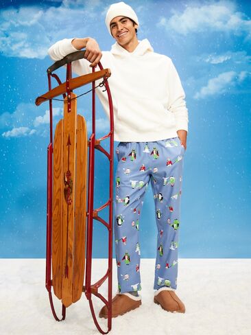 Old Navy Flannel Pajama Pants for Men - Penguins (Match The Fam!) in Saudi Arabia