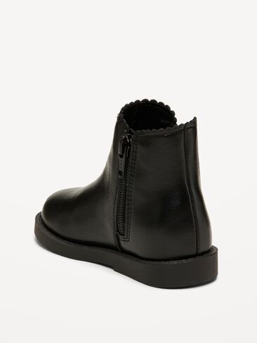 Old Navy Faux-Leather Chelsea Boots for Toddler Girls - BlackJack in Saudi Arabia
