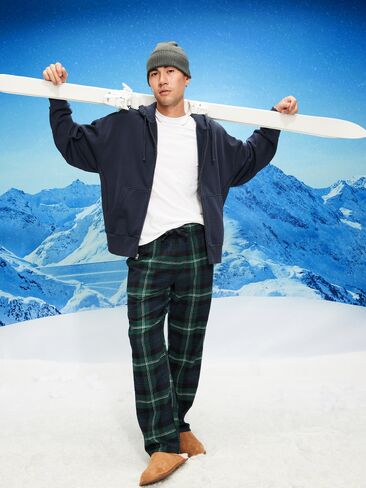 Old Navy Flannel Pajama Pants for Men - Navy Plaid (Match the Fam!) in Saudi Arabia