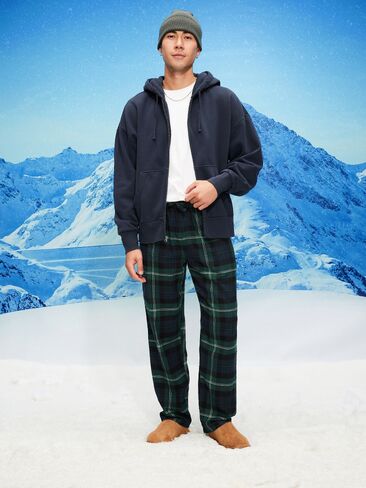 Old Navy Flannel Pajama Pants for Men - Navy Plaid (Match the Fam!) in Saudi Arabia