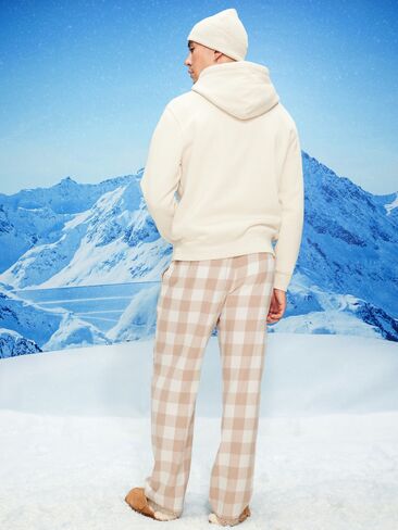 Old Navy Flannel Pajama Pants for Men - Neutral Plaid (Match The Fam!) in Saudi Arabia