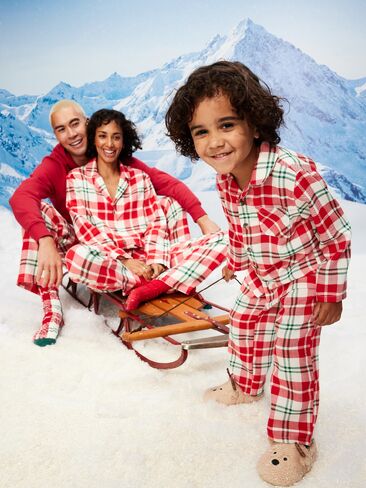 بنطلون بيجامة من الفلانيل من Old Navy للرجال - أحمر منقوش (يتوافق مع الشهرة!) in Saudi Arabia