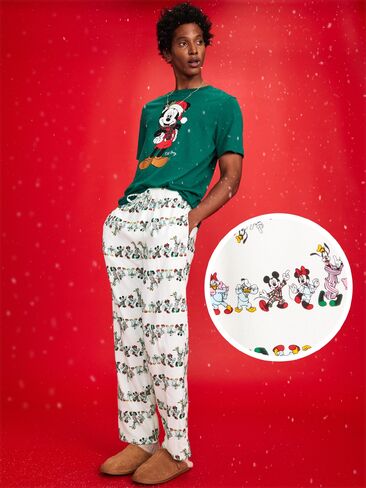 Old Navy Old Navy x Disney Printed Flannel Pajama Pants for Men - Disney Parade (Match The Fam!) in Saudi Arabia