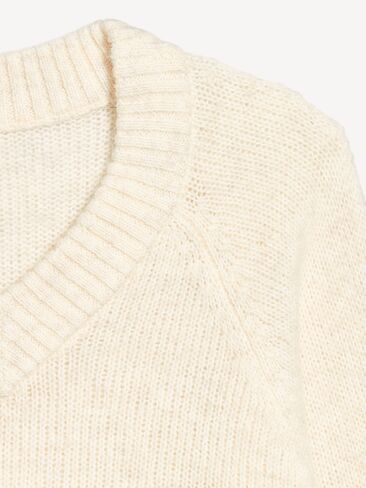 Old Navy Cozy Cropped V-Neck Sweater - CHALK HEATHER in Saudi Arabia