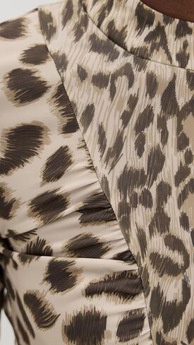 Sea Women's Claude Turtleneck in Saudi Arabia