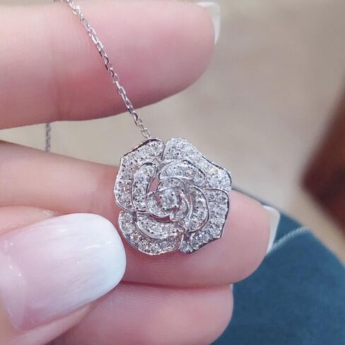 Flower Pendant Necklace for Women Silver Plated Cubic Zirconia Choker Necklace Adjustable Fashion Trendy Dainty Simple Minimalism Rhinestone Jewelry Gift for Prom Wedding Brides in Saudi Arabia