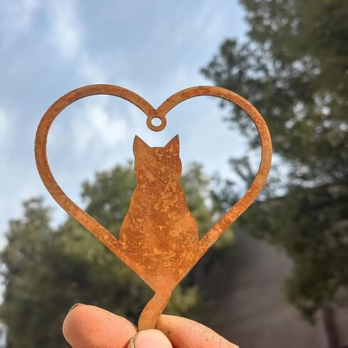 Rustic Cat Heart Silhouette Metal Hanging Ornaments - 6Inch/15cm Rust Art Cat Sign, Whimsical Memorial Gift for Feline Enthusiasts | Indoor & Outdoor Home Decor for Living Room, Bedroom, Patio in Saudi Arabia