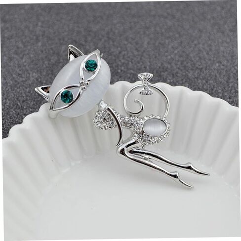 Cute Cat Eye Brooch Pin for Women Vintage Crystal Cat Brooch Easy to Attach for Jackets Bags and Backpacks Show Your Unique Style and Personality in Saudi Arabia