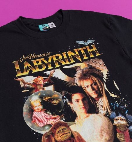 تي شيرت TruffleShuffle Retro Labyrinth باللون الأسود in Saudi Arabia