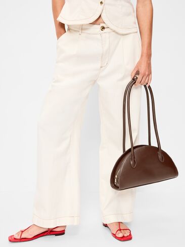 Old Navy East West Shoulder Bag - Peppercorn in Kuwait