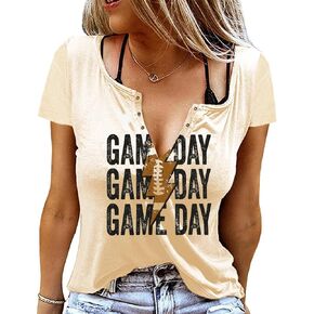 تي شيرت نسائي برسوم كرة القدم برقبة على شكل حرف V من Game Day - قمصان مضحكة ليوم اللعبة للفتيات المراهقات in Kuwait