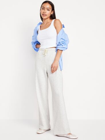 Old Navy Extra High-Waisted Vintage Logo Sweatpants - Light Gray Heather in Saudi Arabia