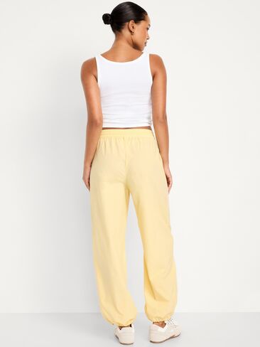 Old Navy Pull-On Parachute Pants - Golden Straw in Saudi Arabia