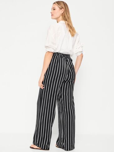 Old Navy بنطلون بلايا واسع الساق عالي الخصر - خطوط سوداء in Saudi Arabia