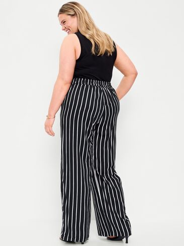 Old Navy بنطلون بلايا واسع الساق عالي الخصر - خطوط سوداء in Saudi Arabia
