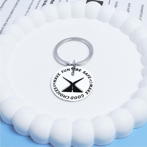 Sjcmbxxs Driving Test Keychain, Drive Safe Gift for New Driver Teens, Sweet 16 New Driver Gifts for Daughter or Son- Have Fun Be Safe Make Good Choices in Kuwait