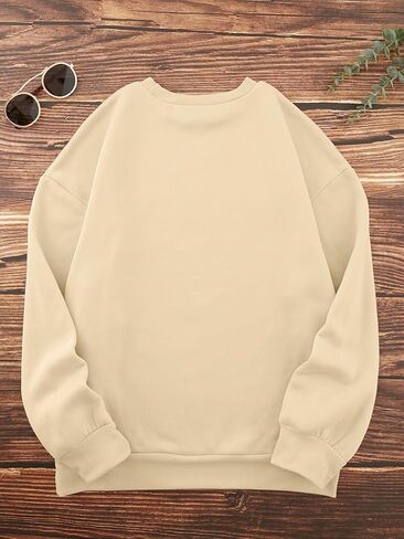 Sweatshirts Graphic for Women Cute Heart Print Crew Neck Long Sleeve Tops Fall Winter Hoodies Y2k Trendy Clothes in Saudi Arabia