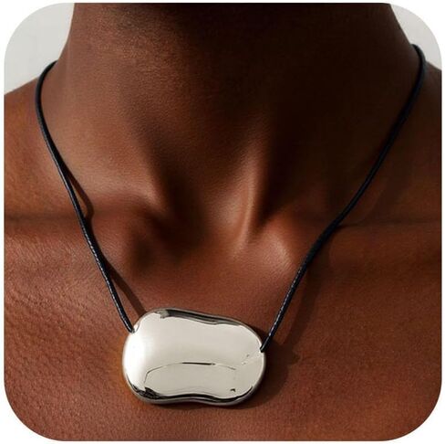 Chunky Gold Necklace Boho Pendant Necklace for Women Big Circle Statement Gold Charm Leather Western Necklacess for Women Jewelry Gift in Kuwait