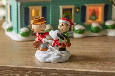 Department 56 Peanuts Village Accessories Charlie Linus and Snoopy a Trio of Besties Figurine, 2.5 Inch, Multicolor in Saudi Arabia