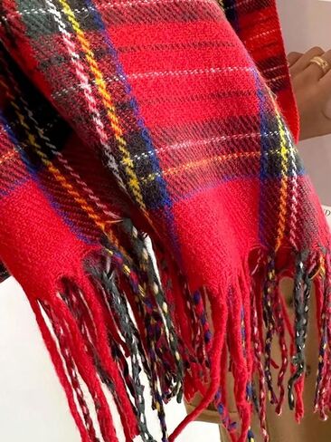 وشاح رقبة منقوش من الترتان للنساء من Floerns، شال شتوي هامشي، أوشحة محبوكة مريحة كبيرة الحجم in Saudi Arabia