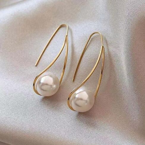1Pair Twisted Pearl Earrings, Gold Tone, Fashion Jewelry for Women, Elegant Drop Earring for Casual Wear, Stylish Accessories for Everyday Use (Golden) in Saudi Arabia