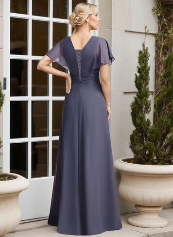 Chiffon Mother of The Bride Dress Crew Neck Formal Evening Dresses with Beaded A Line Ruched Wedding Guest Gowns in Saudi Arabia