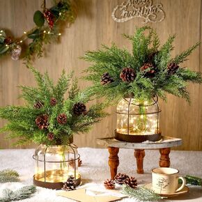 Knitgrip 1 Set Christmas Norfolk Berries Picks with Glass Vase Artificial Berries Branch Table Decoration Xmas Norfolk Stem Clear Lights Vase for Centerpieces Arrangement Gifts Holiday Season Decor in Saudi Arabia