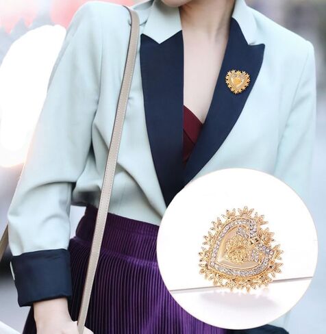 Vintage Baroque Heart Brooch Pin Gold Love Heart Lapel Pin Women Men Suit Coat Pin Badge Crystal Love Heart Corsage Jewelry for Valentine's Day Christmas in Saudi Arabia