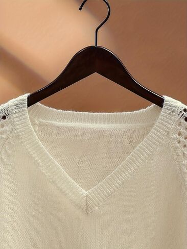 Womens Chic Casual V Neck Fashion Sweaters Trendy Long Sleeve Cable Knit Pullover Sweater in Saudi Arabia