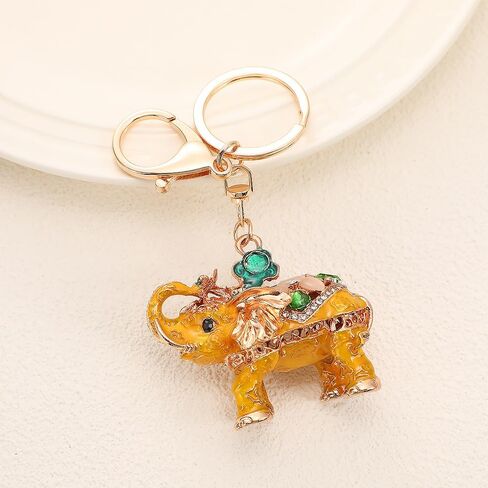 Luxury Rhinestone Animal Keychain Sparkling Multicolour Pendant Keychain for Car Bag Decorative Accessories Gift in Saudi Arabia