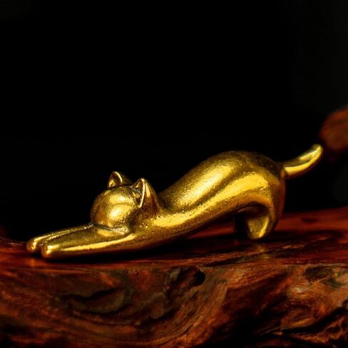100% Solid Brass Meditating Frog Statue - Retro Desktop Decor Collectible Figurines for Oddities and Curiosities Unique Desk Ornament and Home Decor Art Piece Vintage Crafts for Office or Living Space in Saudi Arabia